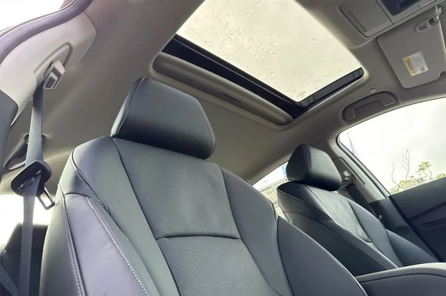 New 2026 Urban Gray Pearl Honda EX-L Hybrid image 18