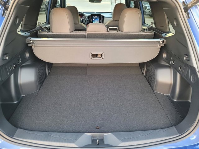 New 2026 DAYBREAK BLUE PEARL Subaru Premium image 18