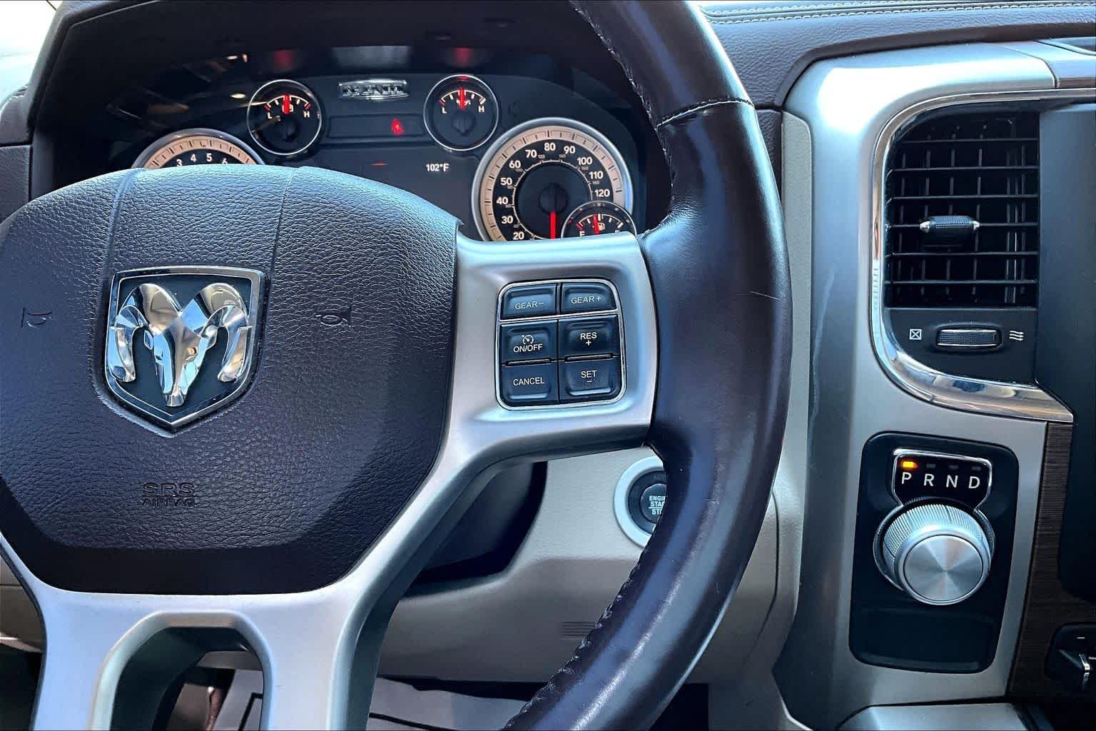 Used 2018 Delmonico Red Pearlcoat Ram Laramie image 25