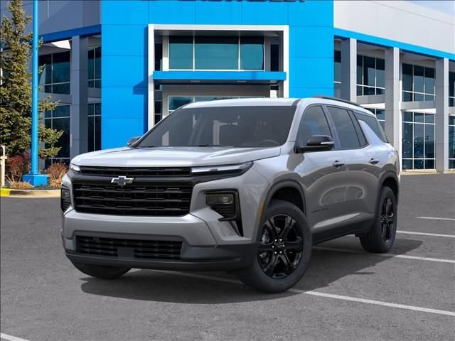 2027 Chevrolet Traverse LT - Photo 6