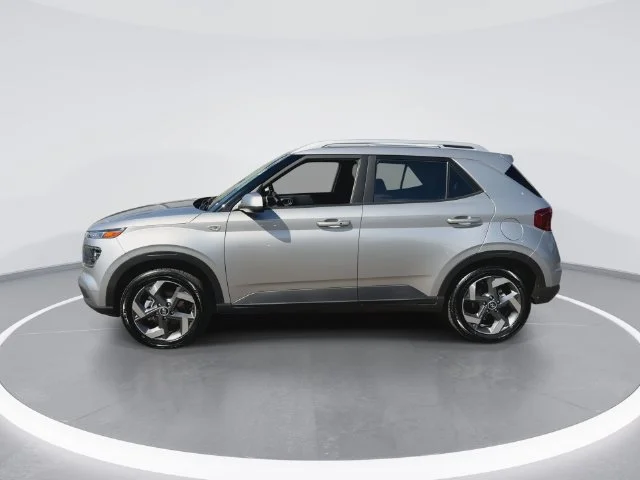 Used 2026 Silver Hyundai SEL image 5