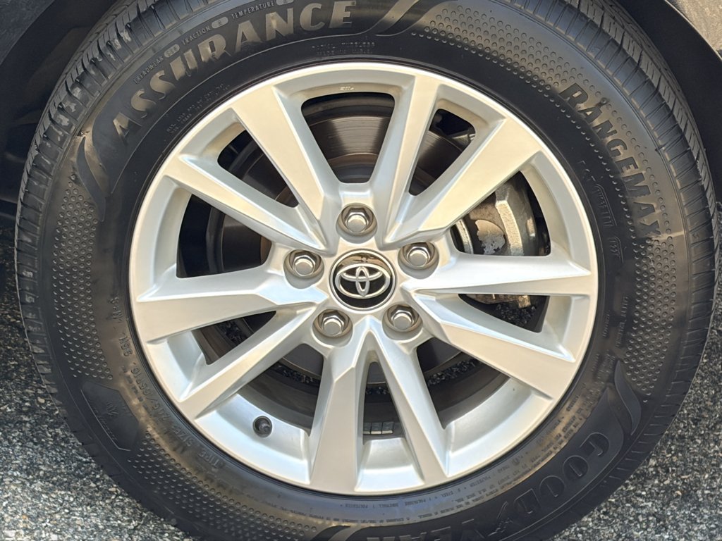 Used 2025 Midnight Black Metallic Toyota LE image 9