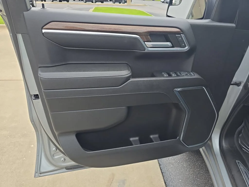 2023 Chevrolet Silverado 1500 RST - Photo 27