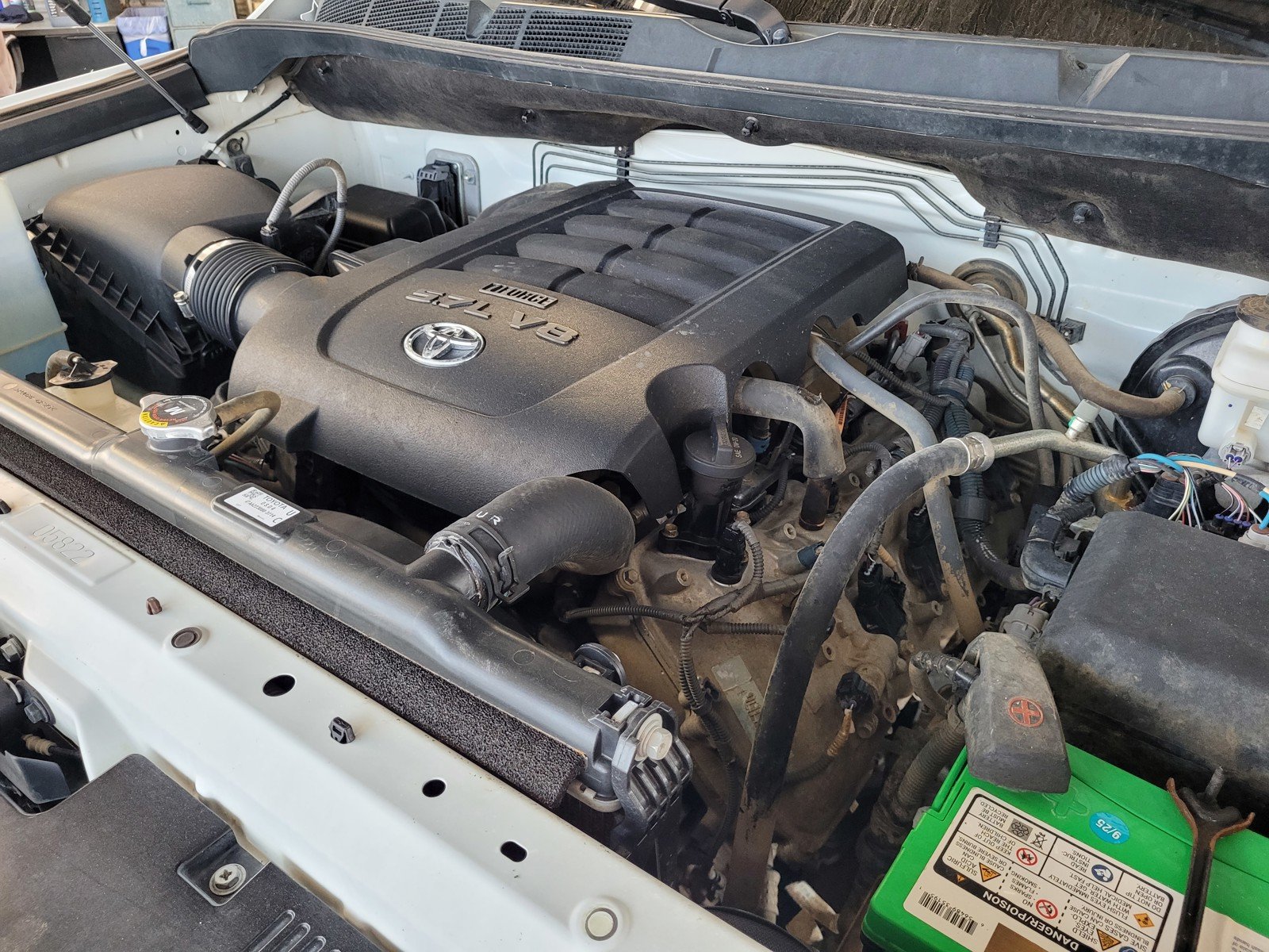 Used 2017 Super White Toyota SR5 TRD image 20
