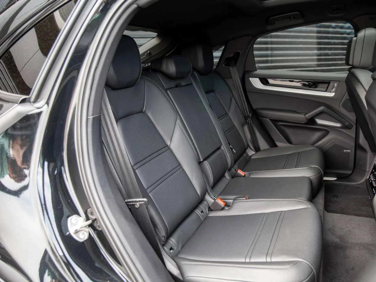 Certified Used 2024  Porsche S image 25