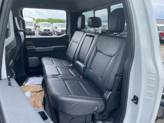 New 2026 Avalanche Gray Ford F-450® LARIAT® image 65
