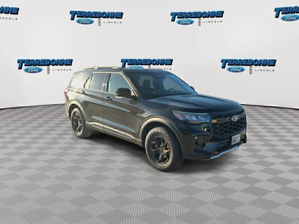 New 2026 Agate Black Metallic Ford Tremor® image 2