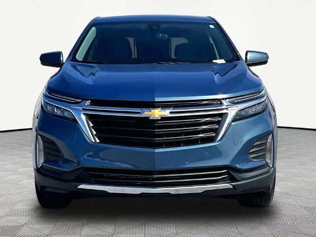 Used 2024 Lakeshore Blue Metallic Chevrolet LT image 2