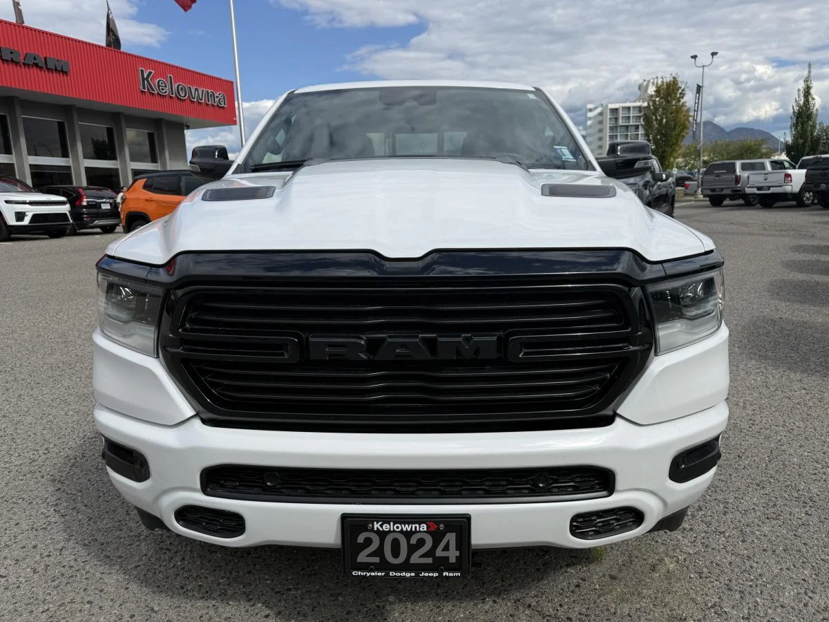 Used 2024 White RAM Laramie 4x4 Crew Cab image 2