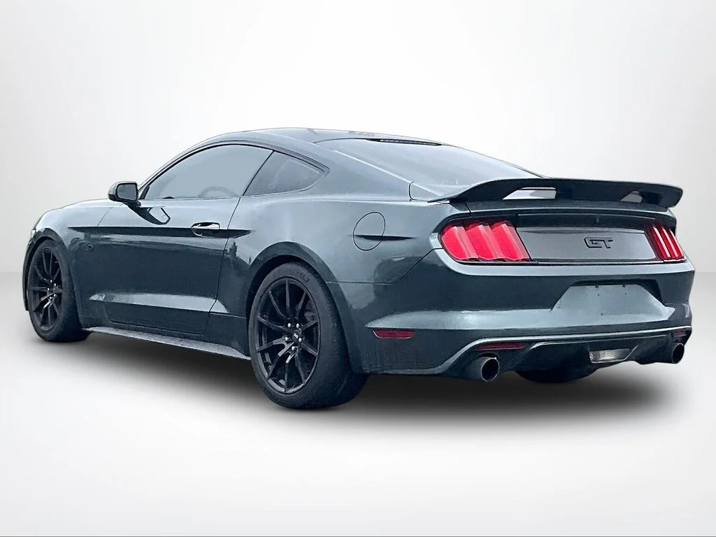 Used 2015 Gray Ford GT image 12