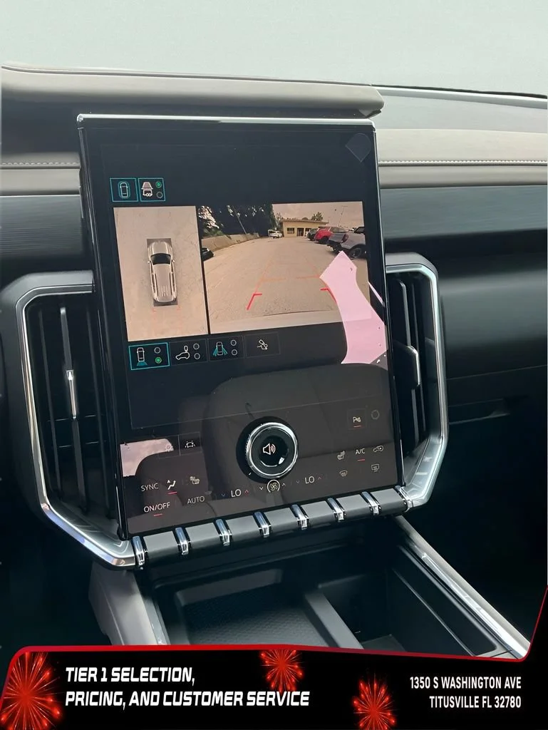 New 2026 Glacier White Tricoat GMC Elevation image 42