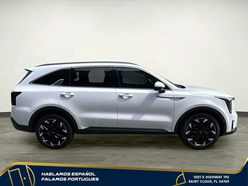 Used 2025 White Kia EX image 7