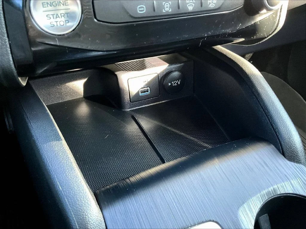 Used 2023 Cinnabar Red Ford Base image 18