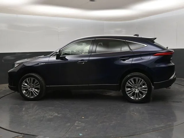 Certified Used 2021  Toyota Limited image 5