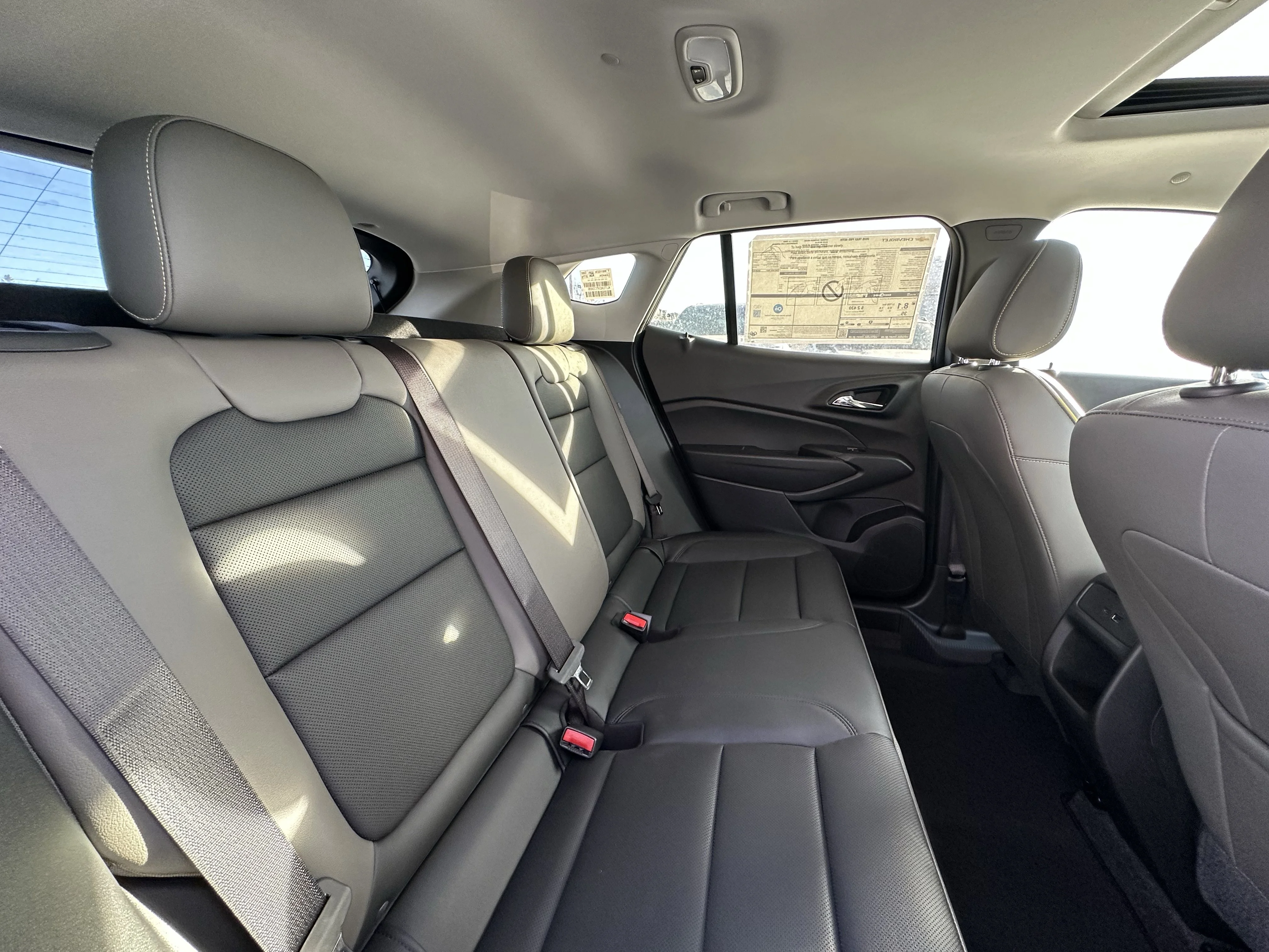 New 2026 Mosaic Black Metallic Chevrolet ACTIV image 22