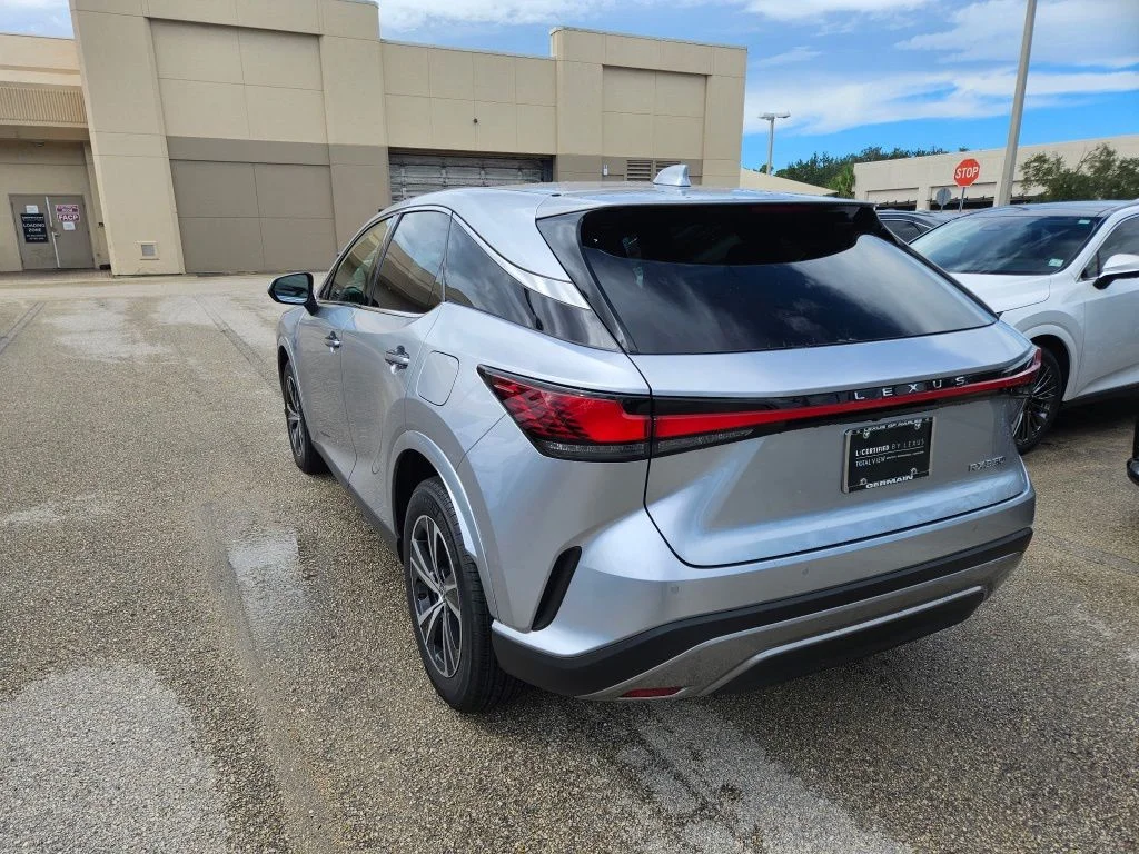 Certified Used 2025 Silver Lexus 350 image 7