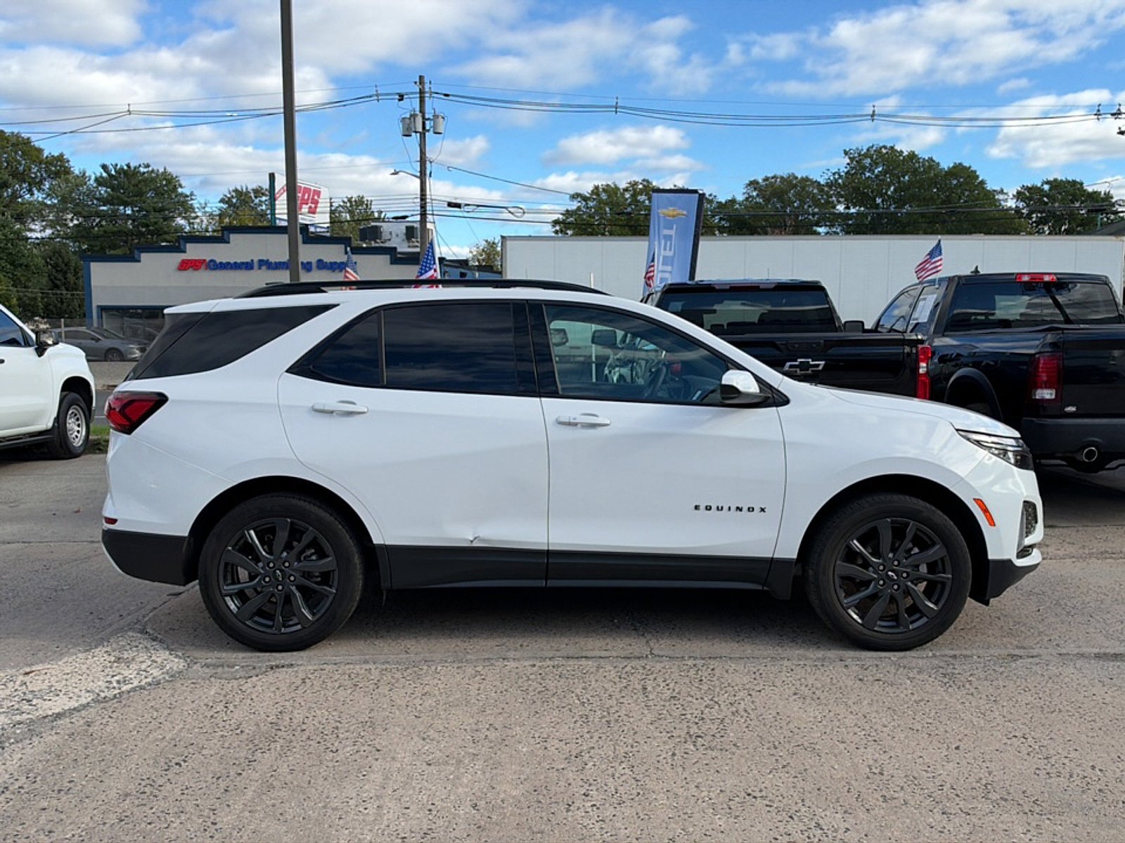 Used 2023 Summit White Chevrolet RS image 9