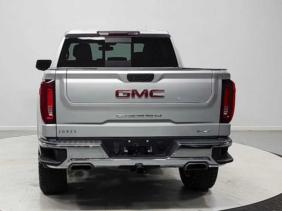 Used 2021 Quicksilver Metallic GMC SLT image 6