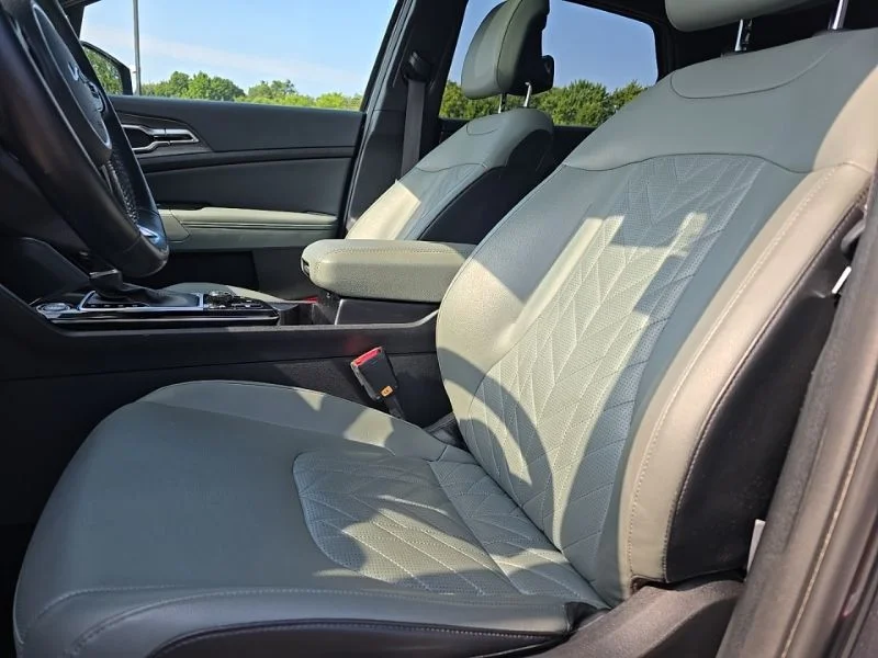 Used 2024 Gray Kia X-Line image 25