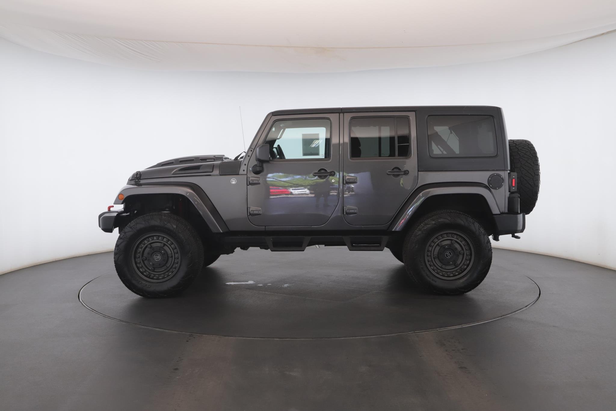 2014 Jeep Wrangler Unlimited Sahara - Photo 18