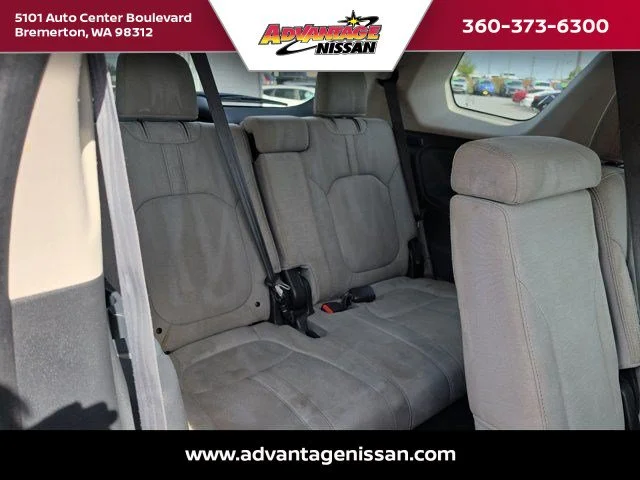 2023 Honda Pilot LX - Photo 23