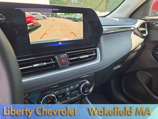Used 2025 Crimson Metallic Chevrolet LT image 11