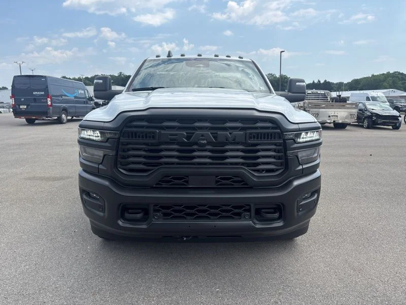 2025 RAM 2500 Tradesman - Photo 8