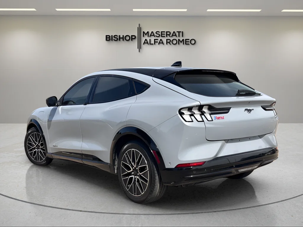 Used 2024 Gray Ford Premium image 3