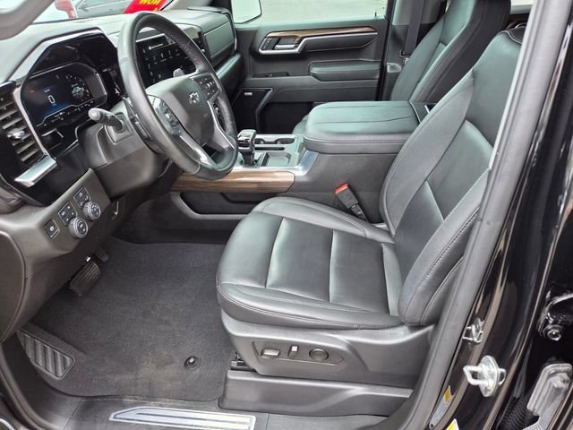 2025 Chevrolet Silverado 1500 RST - Photo 10