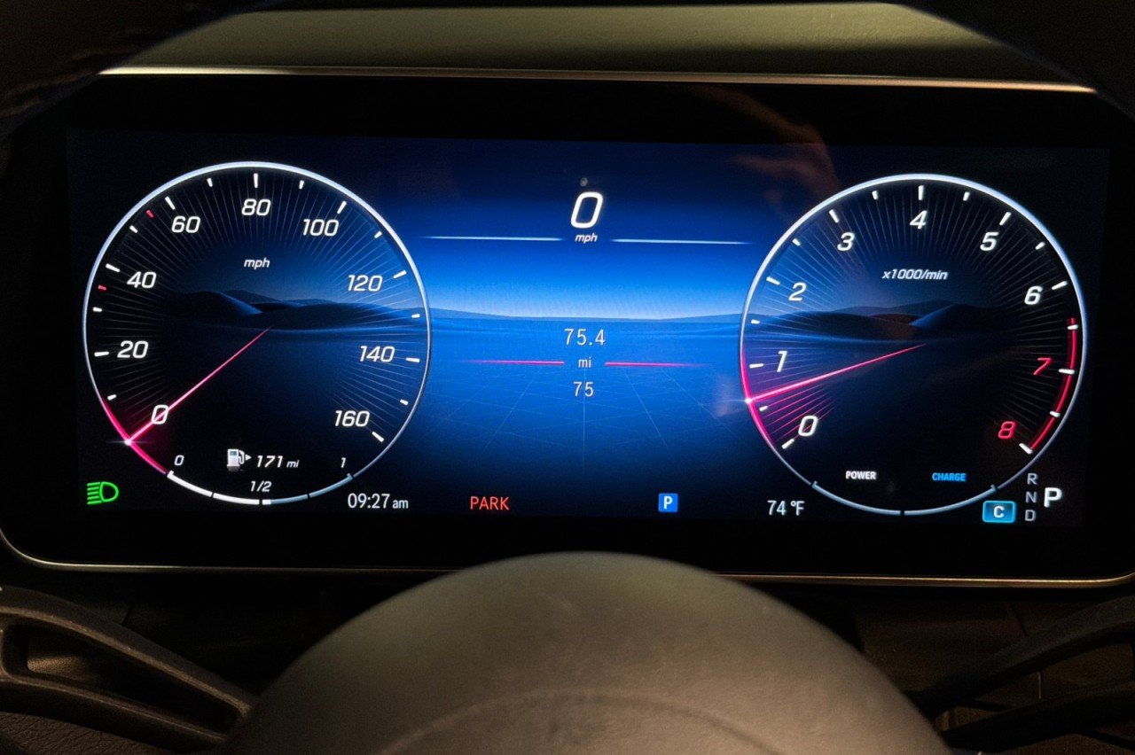 New 2026 Polar White Mercedes-Benz GLC 300 4MATIC® Coupe image 24