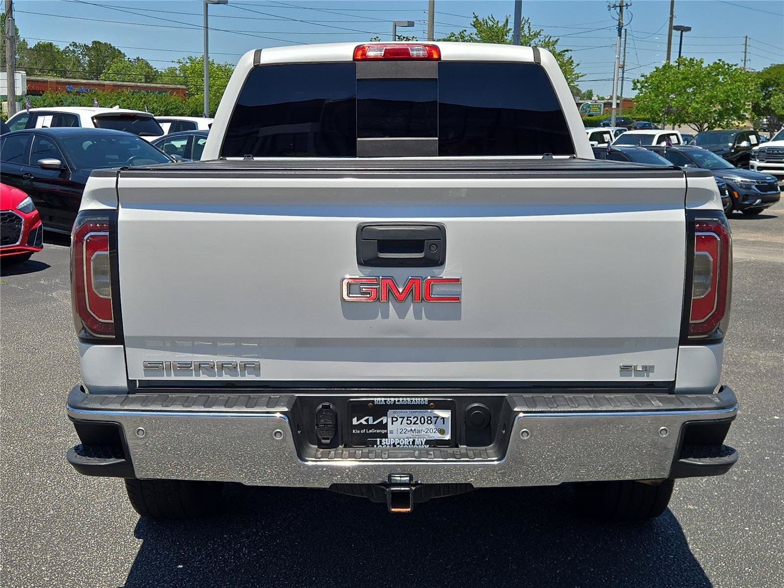 Used 2018 White GMC SLT image 7
