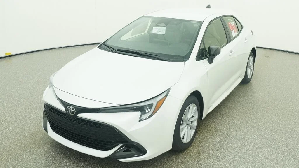 New 2027 Wind Chill Pearl Toyota SE image 20