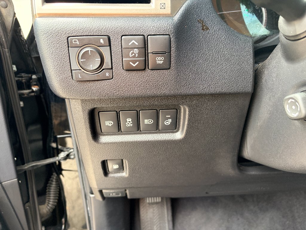 Used 2021 Black Onyx Lexus Premium image 14