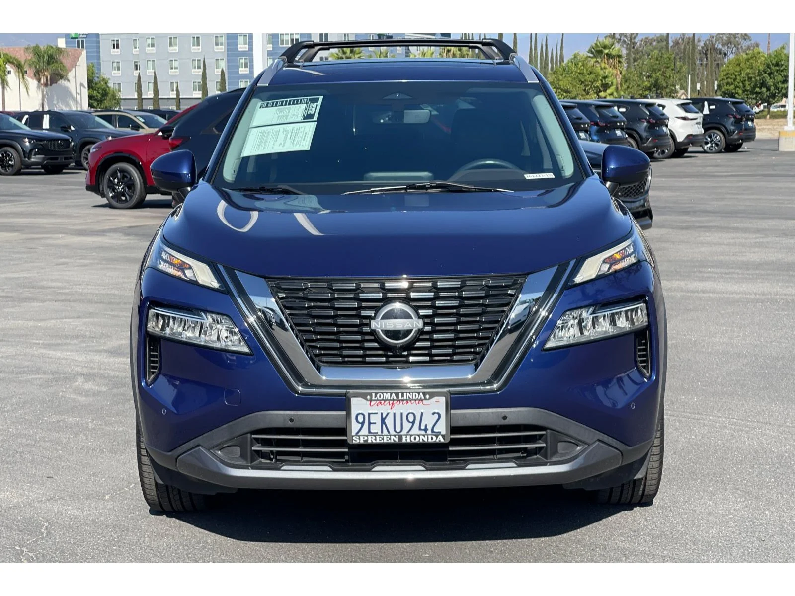 Used 2023 Caspian Blue Metallic Nissan SL image 9