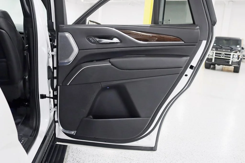 Used 2023 White Cadillac Sport Platinum image 44
