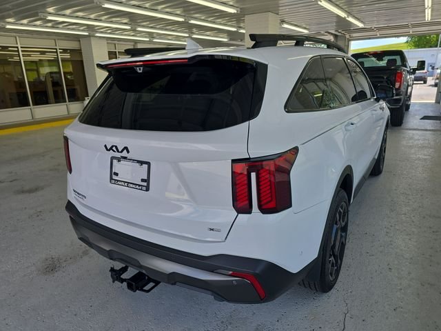 Used 2025 White Kia X-Line SX Prestige image 5