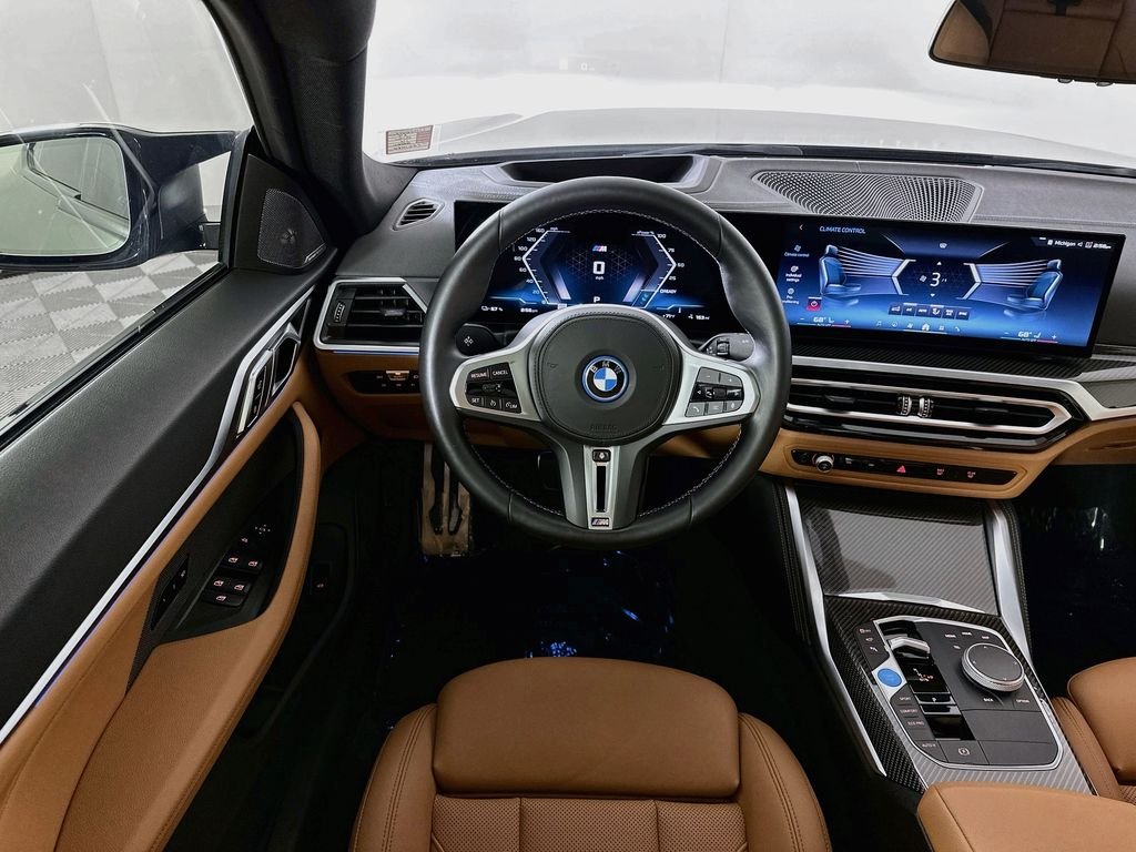 Used 2024 Green Metallic BMW M50 image 25
