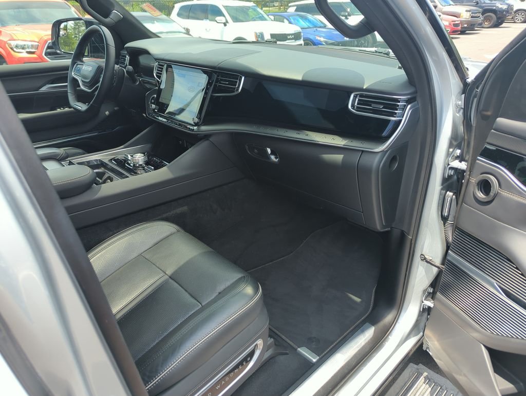 Used 2024 Silver Jeep Series II image 41