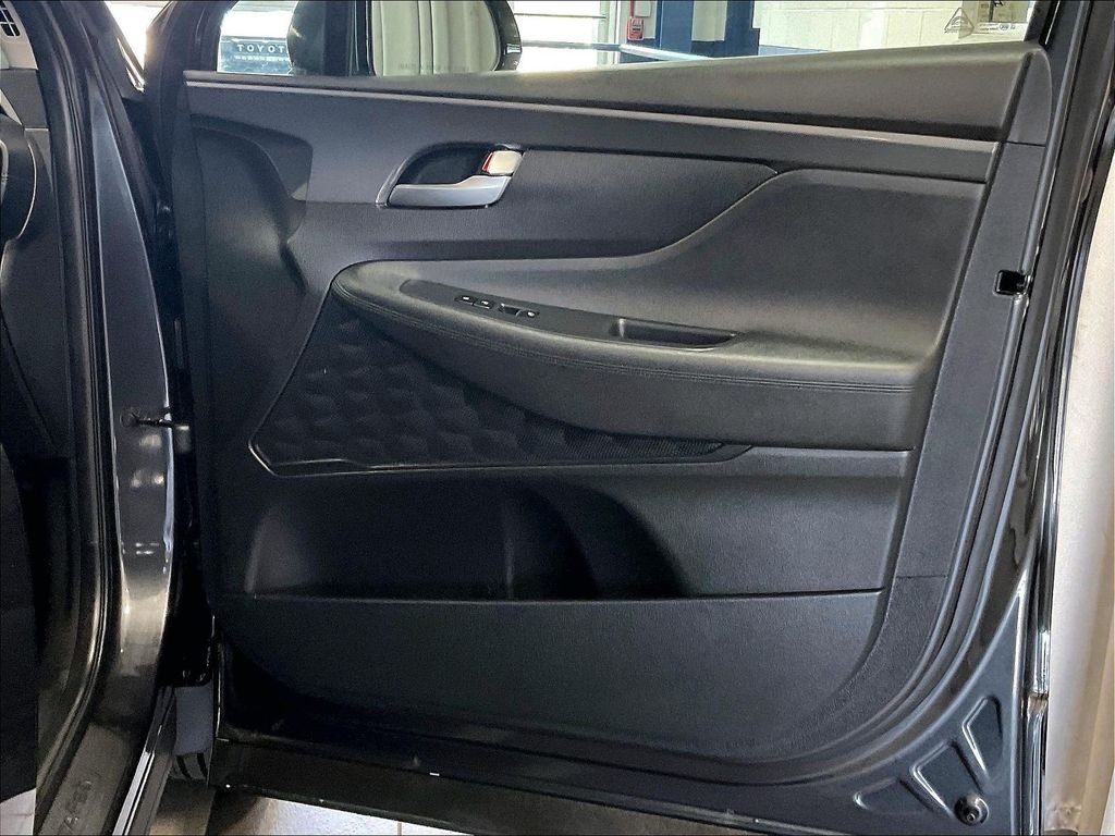 Used 2023 Gray Hyundai SEL image 12