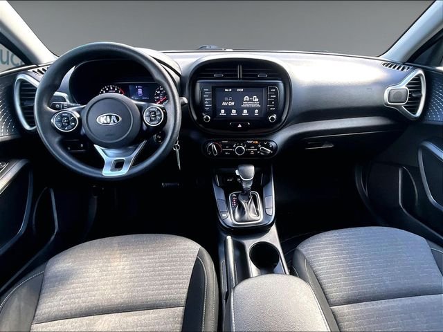 Used 2020 Silver Kia S image 16