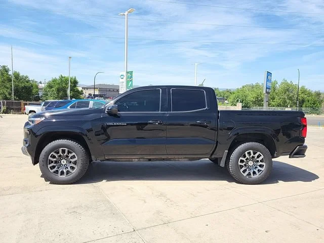 Used 2023 Black Chevrolet Z71 image 4