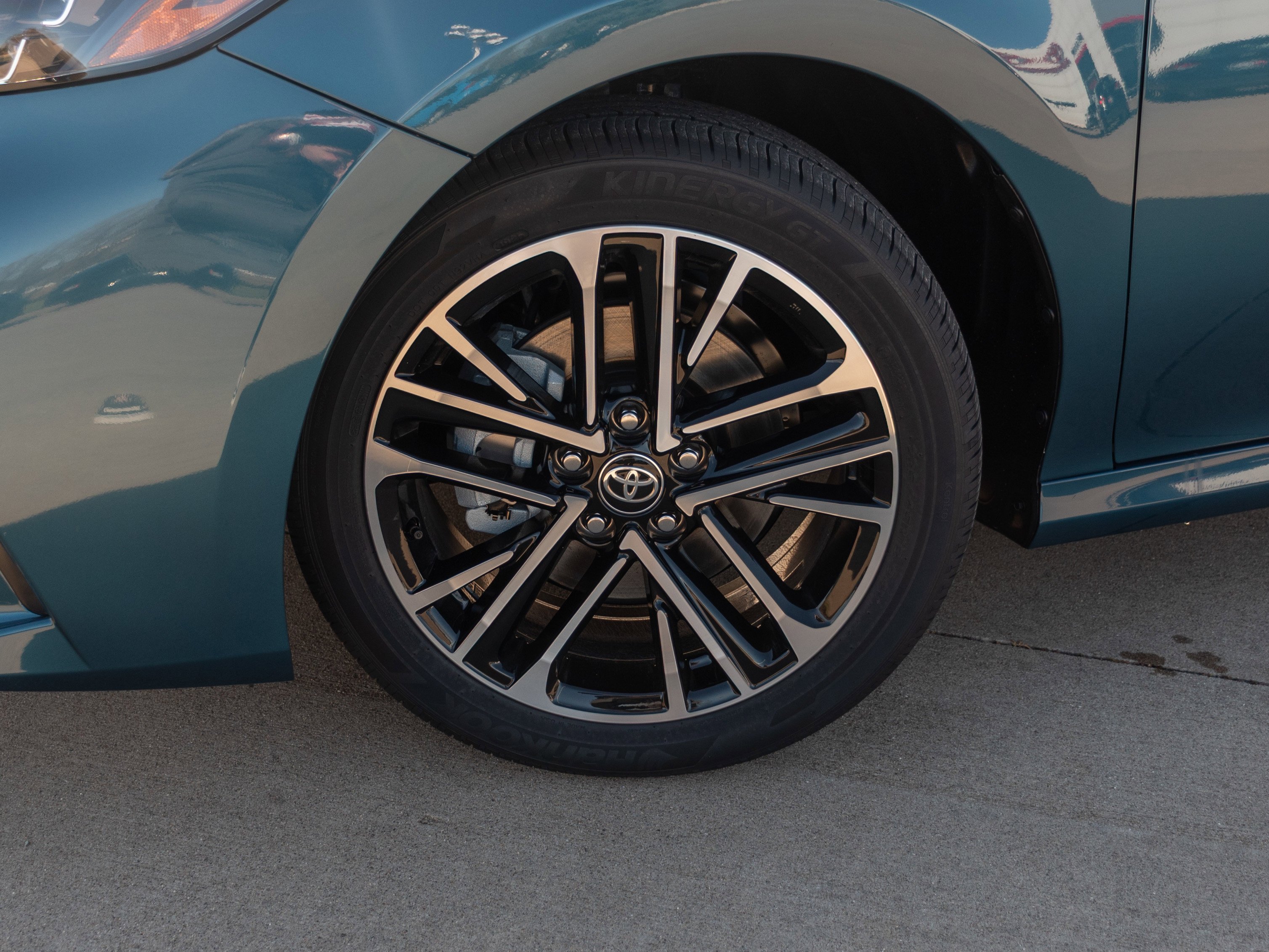 New 2026 Ocean Gem Toyota  XLE AWD image 5