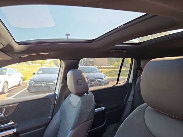 Certified Used 2024 White Mercedes-Benz GLB 250 image 29