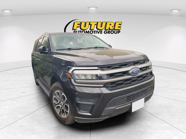 Certified Used 2024 Gray Ford XLT image 1