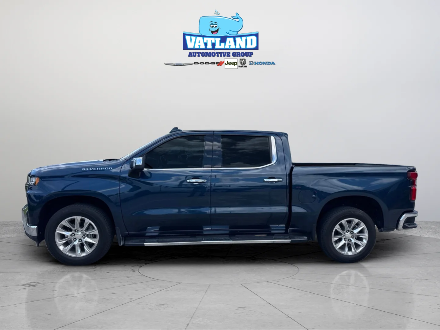 Used 2019 Northsky Blue Metallic Chevrolet LTZ image 37