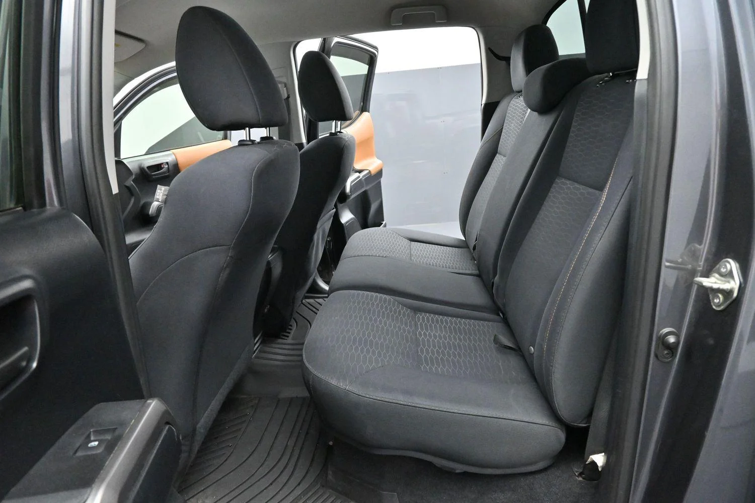 Used 2017 Magnetite Gray Metallic Toyota SR5 image 25
