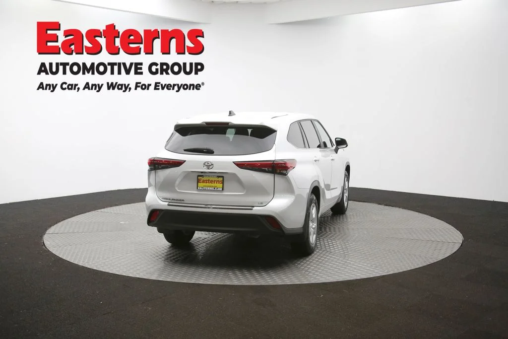 Used 2023 White Toyota LE image 39