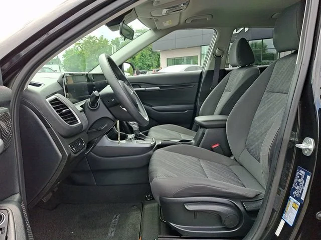 Used 2024 Black Kia LX image 14