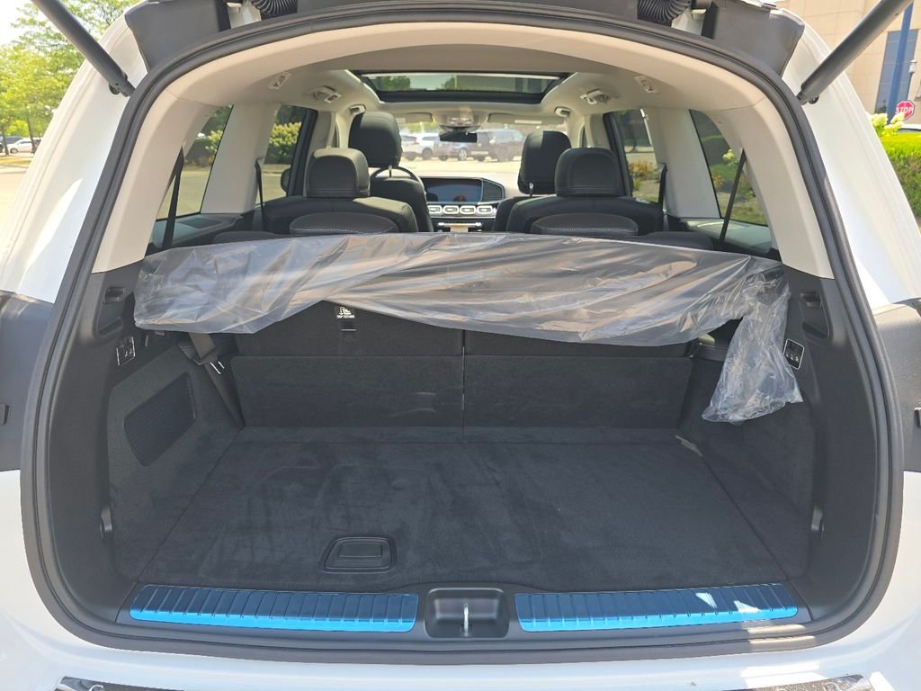 New 2026 Polar White Mercedes-Benz GLS 450 image 18
