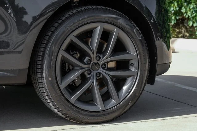 New 2026 Gray Land Rover SE image 70
